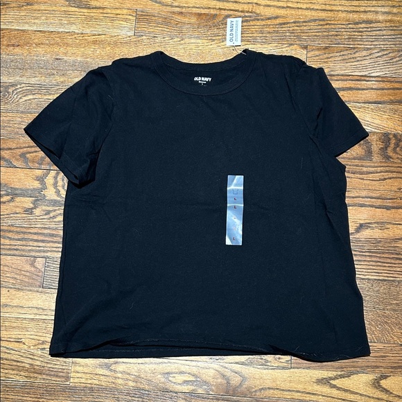 Old Navy Tops - Old Navy Classic Black Short Sleeve Tee